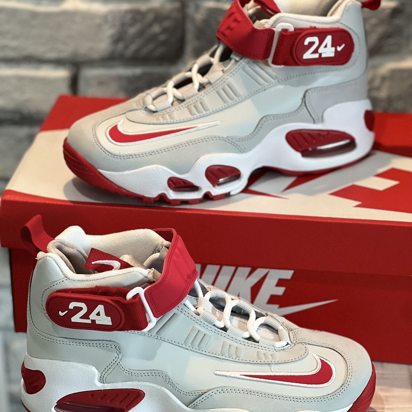 Nike air griffey max 1 cincinnati reds hotsell
