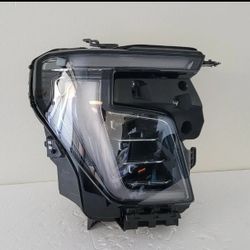 2025 GMC YUKON RIGHT SIDE HEADLIGHT ASSEMBLY OEM PERCISION LED COMPLETE