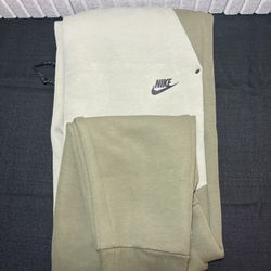 Nike Tech Pants