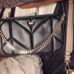 DKNY Pocket Book 