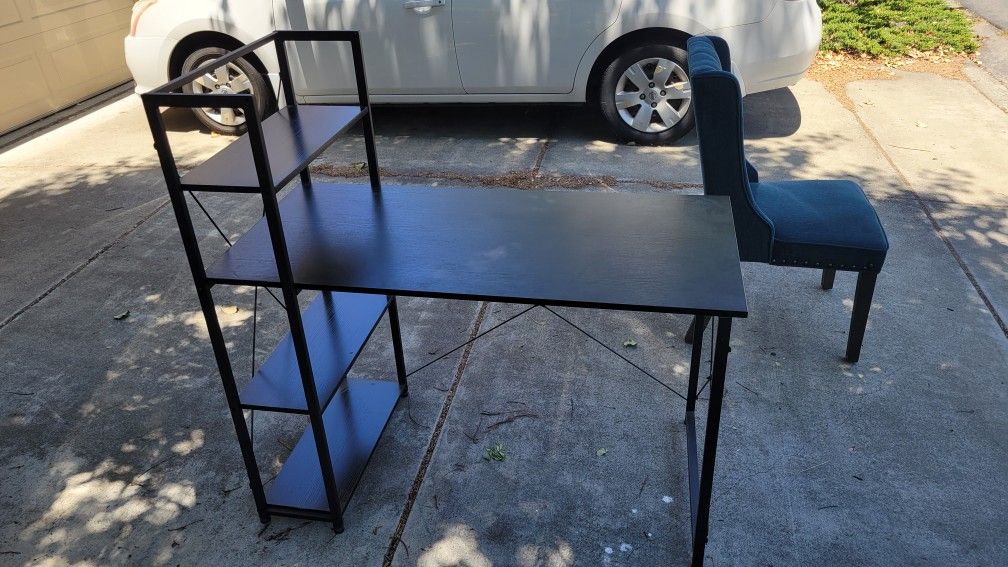 FREE DESK & CHAIR