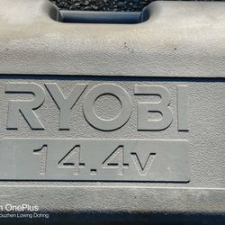 Brand New Ryobi With Hard Case 14.4 Battery Powered Skilsaw And Drill Set With 2 Batteries  And Charger