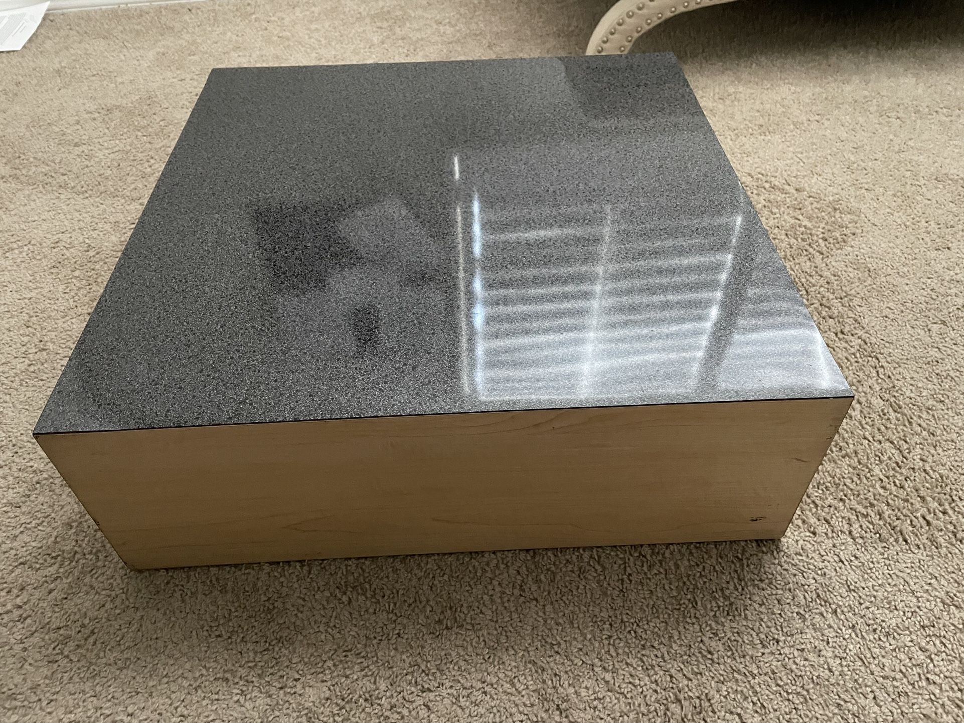 SEAMSTRESS PLATFORM PICK UP TODAY