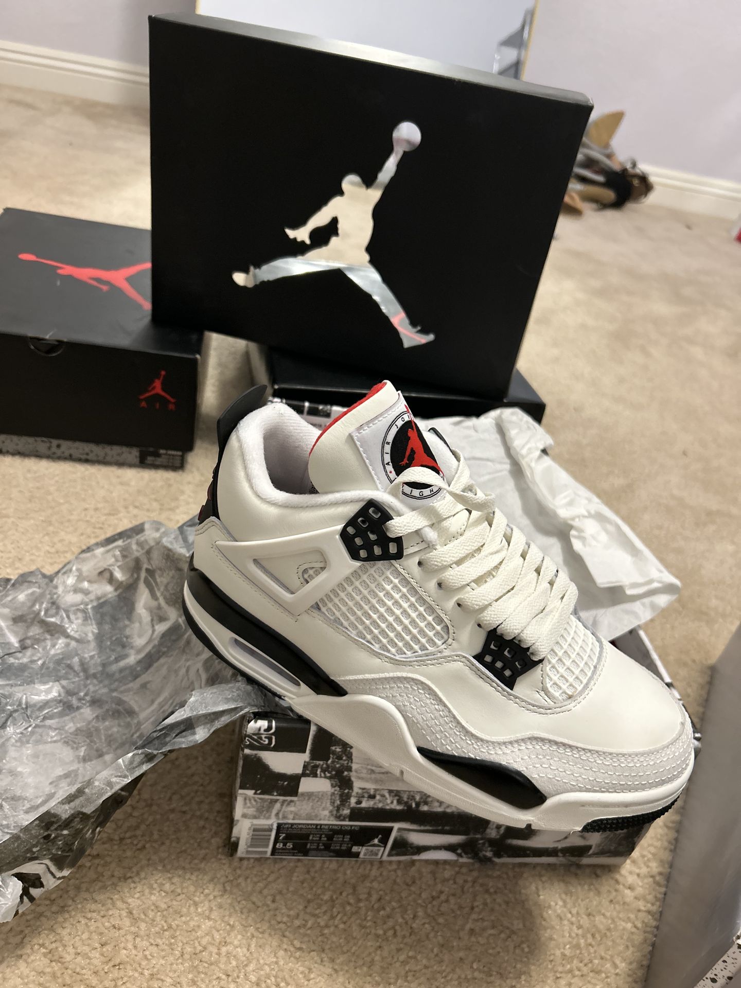 Jordan Retro 4 Fight Club