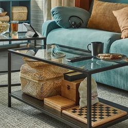 Modern Glass top 2-tier coffee & side nesting tables. 