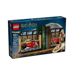 LEGO Harry Potter Book Nook: Hogwarts Express (LEGO Model: 76450)