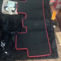 Tesla model y floor mats 