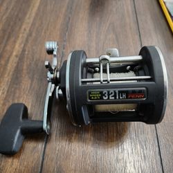 Penn Gti 321lh High Speed 4.3:1 Graphite Reel Brand New!