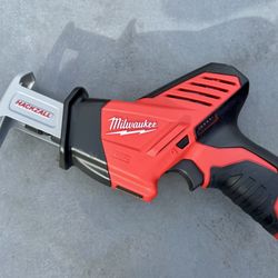 Brand New Milwaukee M12 12V Lithium-Ion HACKZALL Cordless Reciprocating Saw (Tool-Only)