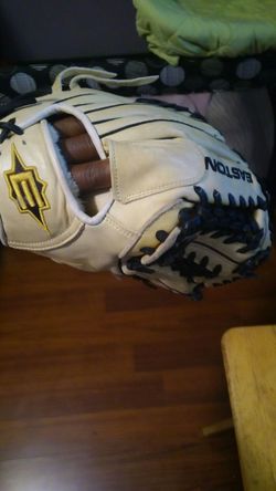 Easton Baseball Glove