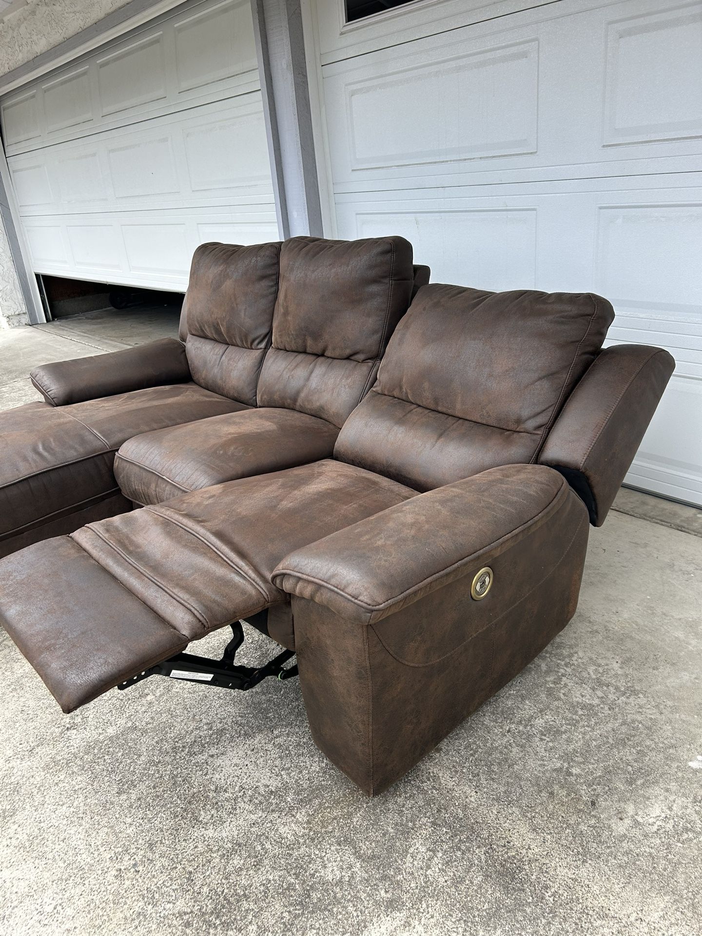 🚚 RECLINING L SHAPED SECTIONAL COUCH!!! 🚚 DELIVERY AVAILABLE!!! 🚚