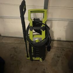 Pressure Washer