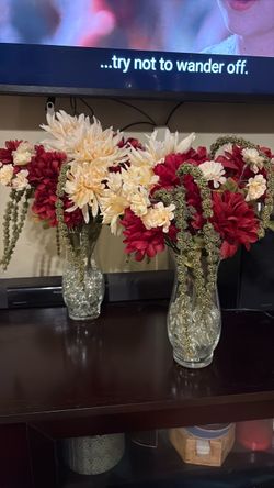 Burgundy & Beige Centerpieces