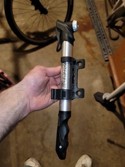 Specalized tire pump