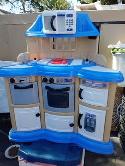 Kids Play Kitchen Set - $30