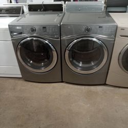Whirlpool King Size Capacity Washer And Dryer Matching Set Comes With A Complete 30 Day Warranty Free Delivery Vancouver Area
