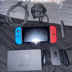 Nintendo Switch 