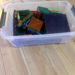 Magna-Tiles 