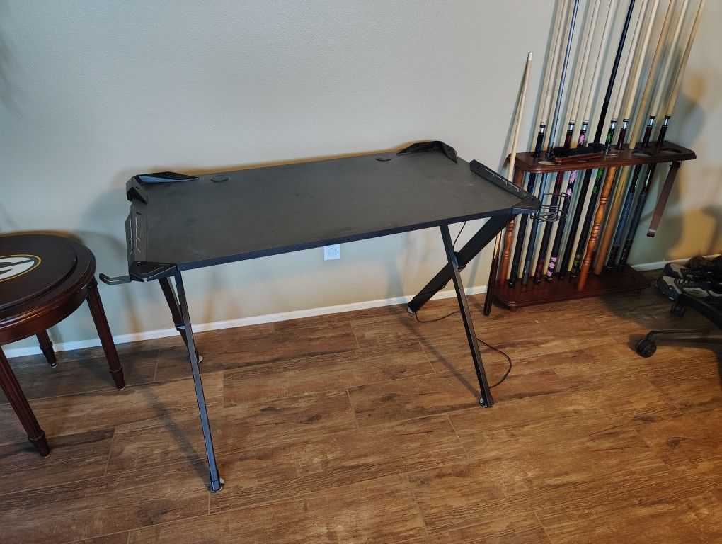 Eureka Computer Gaming Desk 