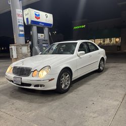 2005 Mercedes-Benz E-Class