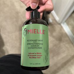 Mielle Leave In Conditioner With Biotin & Rosemary Mint