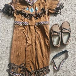 Costume