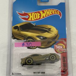Hot Wheels Super Treasure Hunt Dodge SRT Viper
