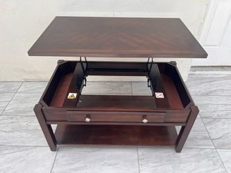 Lift top coffee table - walnut