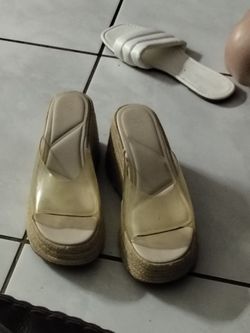 Women shoes size 9 10 and 11