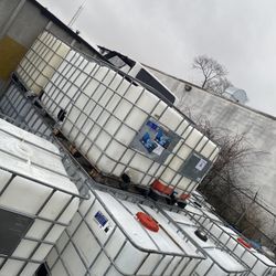 275 gallon Ibc Tank