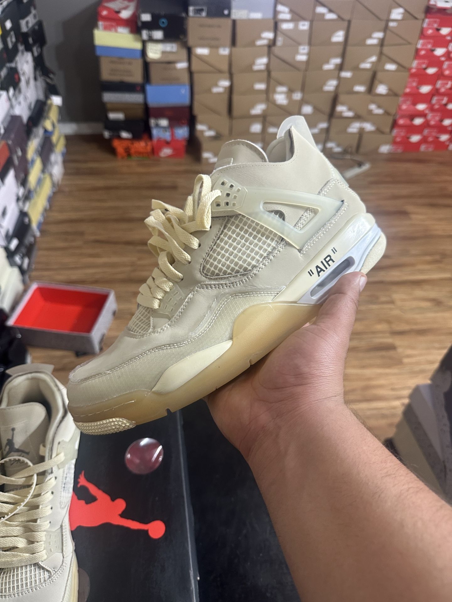 JORDAN RETRO 4 βOFF WHITE SAIL .β