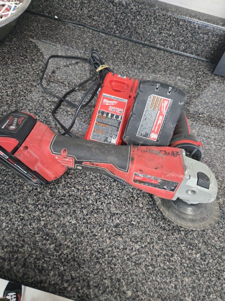 Milwaukee Grinder (2686-20)
