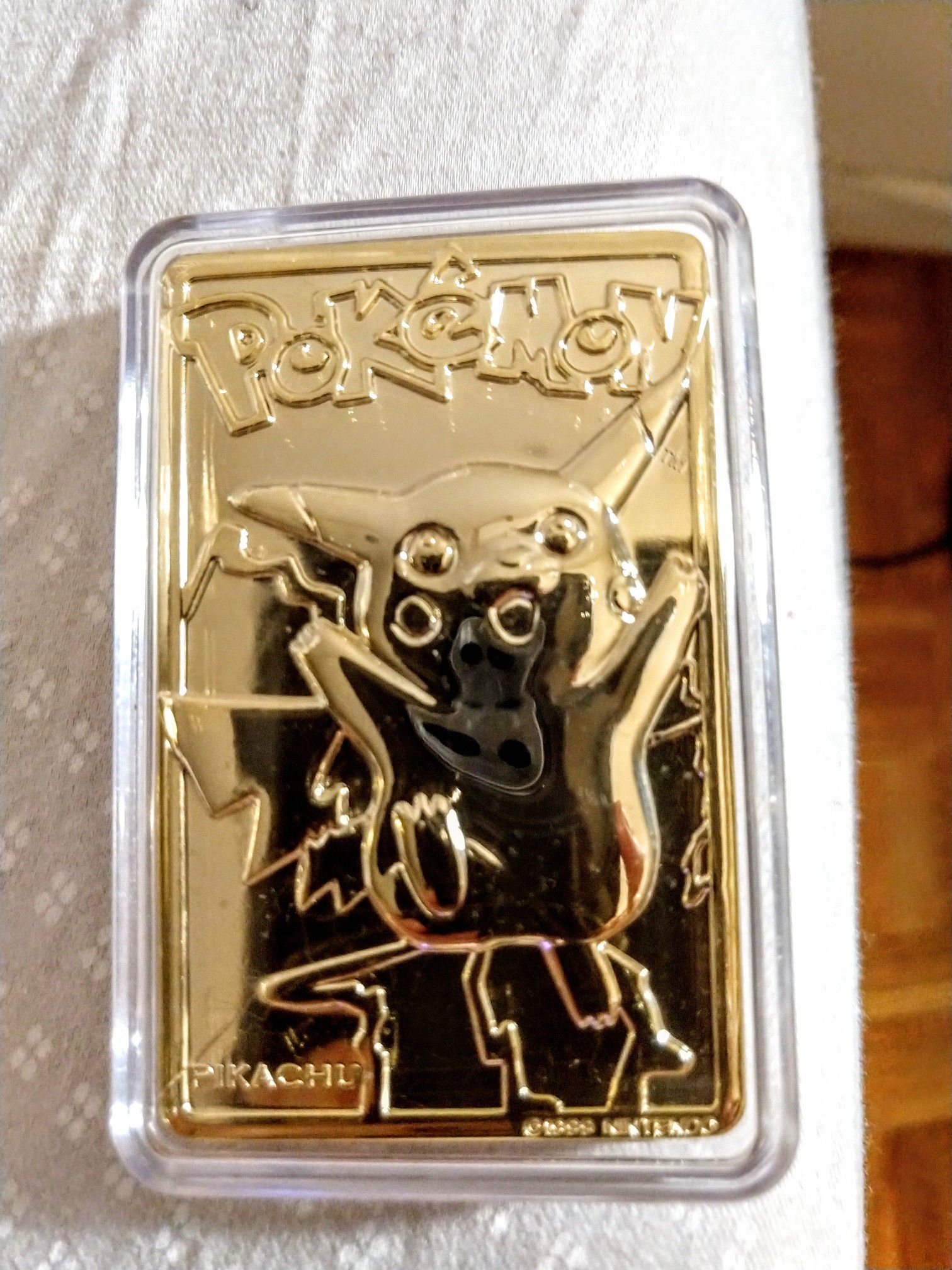 Pokemon 23K Gold Plated Pikachu Pokemon Card