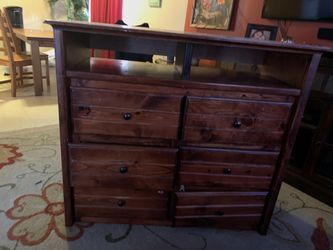Dresser