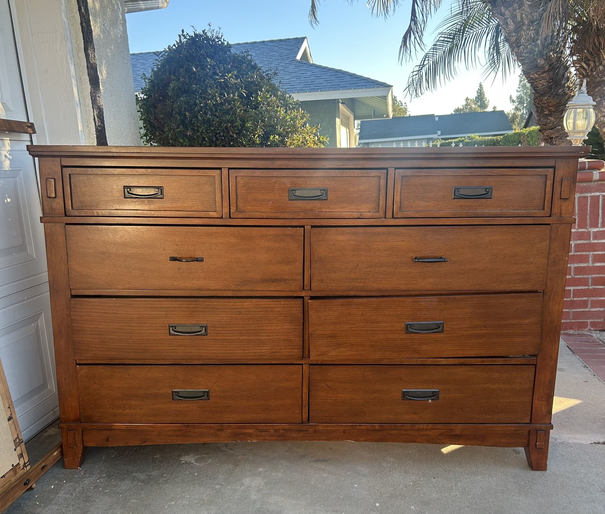 Beautiful Dresser. Solid Wood. 