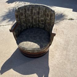 Vintage 1960’s Oak Barrel Chair