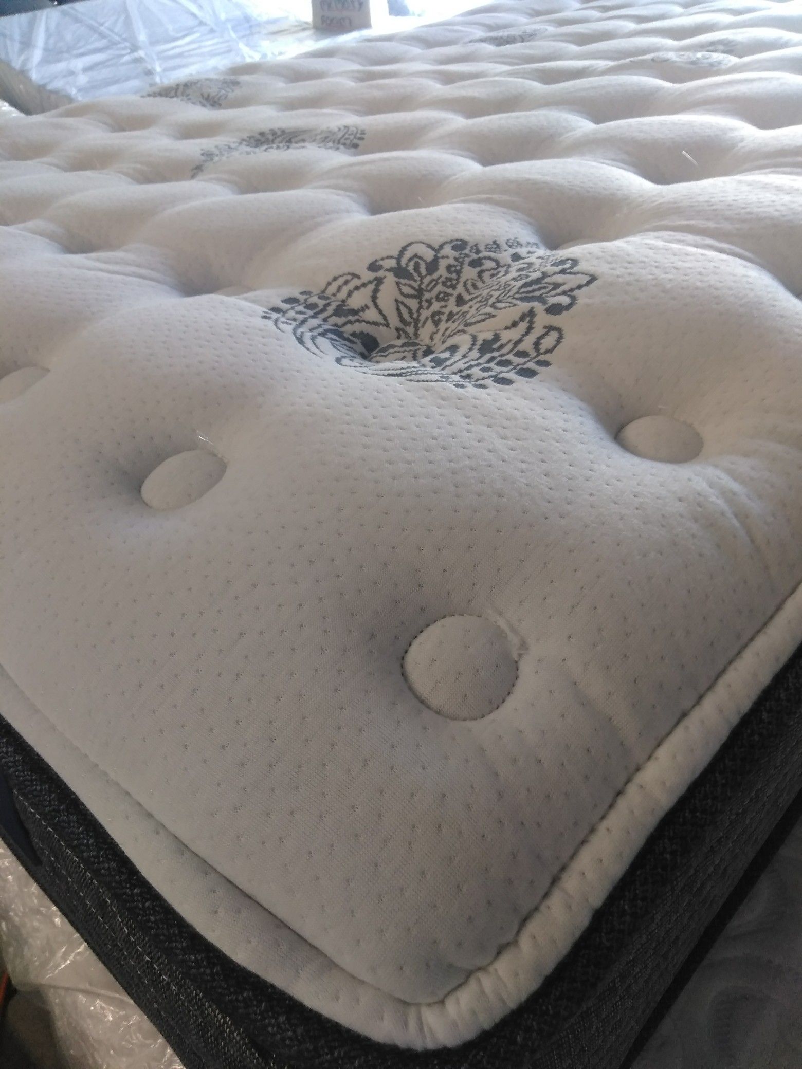 FULL SIZE MATTRESS SET, COLCHÓN TAMAÑO FULL,