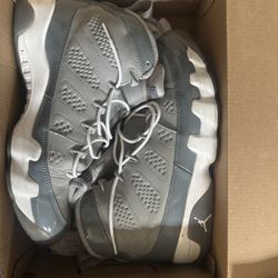 Cool Grey 9s