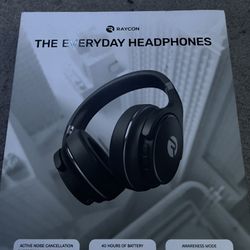 Raycon Every day Headphones