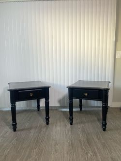Nightstands/Side Tables