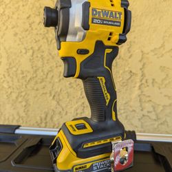 DeWalt 20v Brushless Atomic 3 Speed Impact Driver And Power Stack Battery