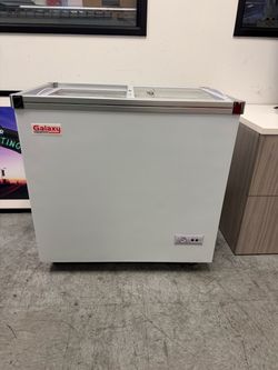 Galaxy Equipment Glass Lid Chest Freezer