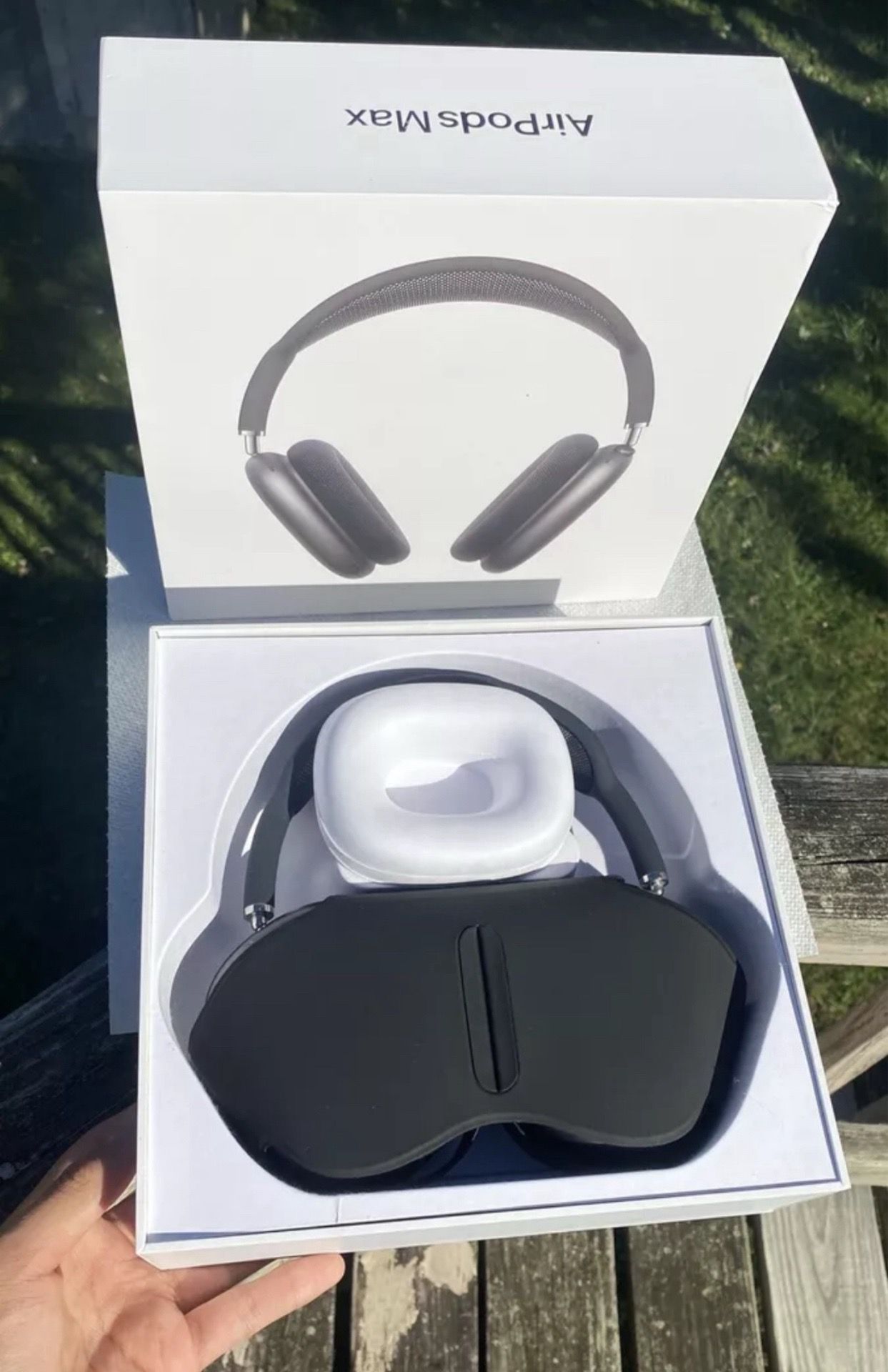Apple Airpods Max Headphones - NEGOTIABLE