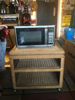 Microwave combo Wicker Table