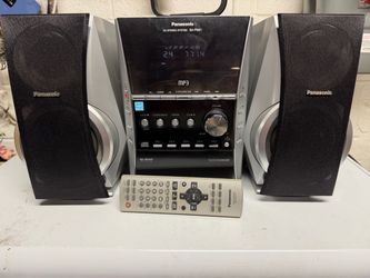 Panasonic SA-PM31 W/ Remote 5 DiscCD Changer Cassette MP3 AM/FM Stereo Very good