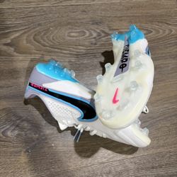 Nike Tiempo Elites Size 6