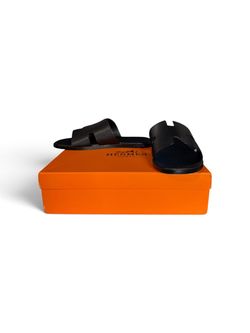 Hermès Izmir Sandals Black Leather
