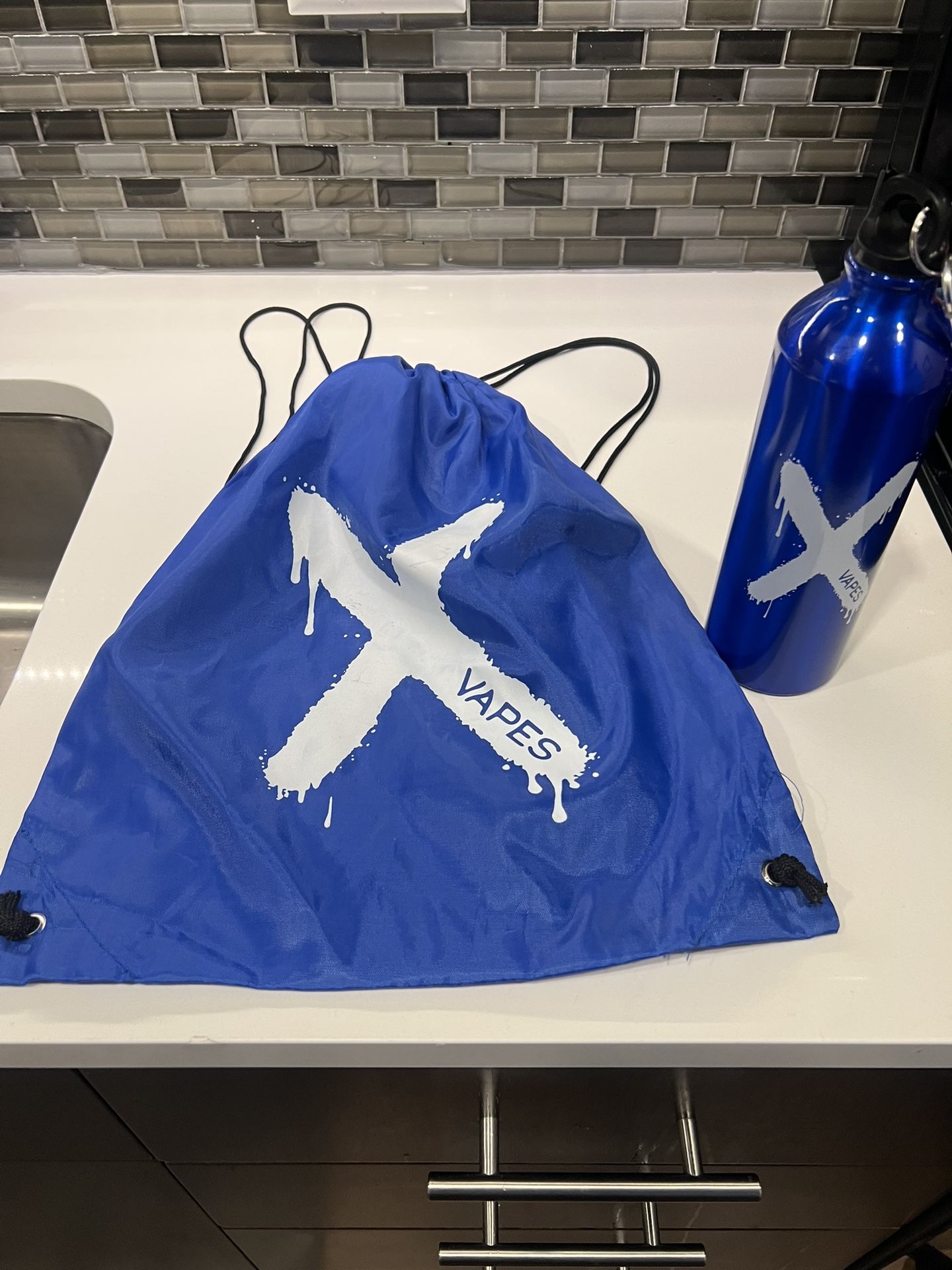Light Bottle And Back Bag