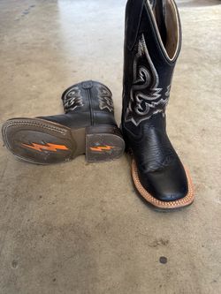 Kids boots