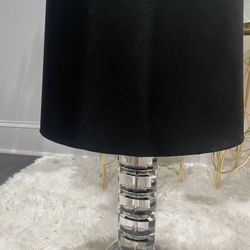2 Black Lamps